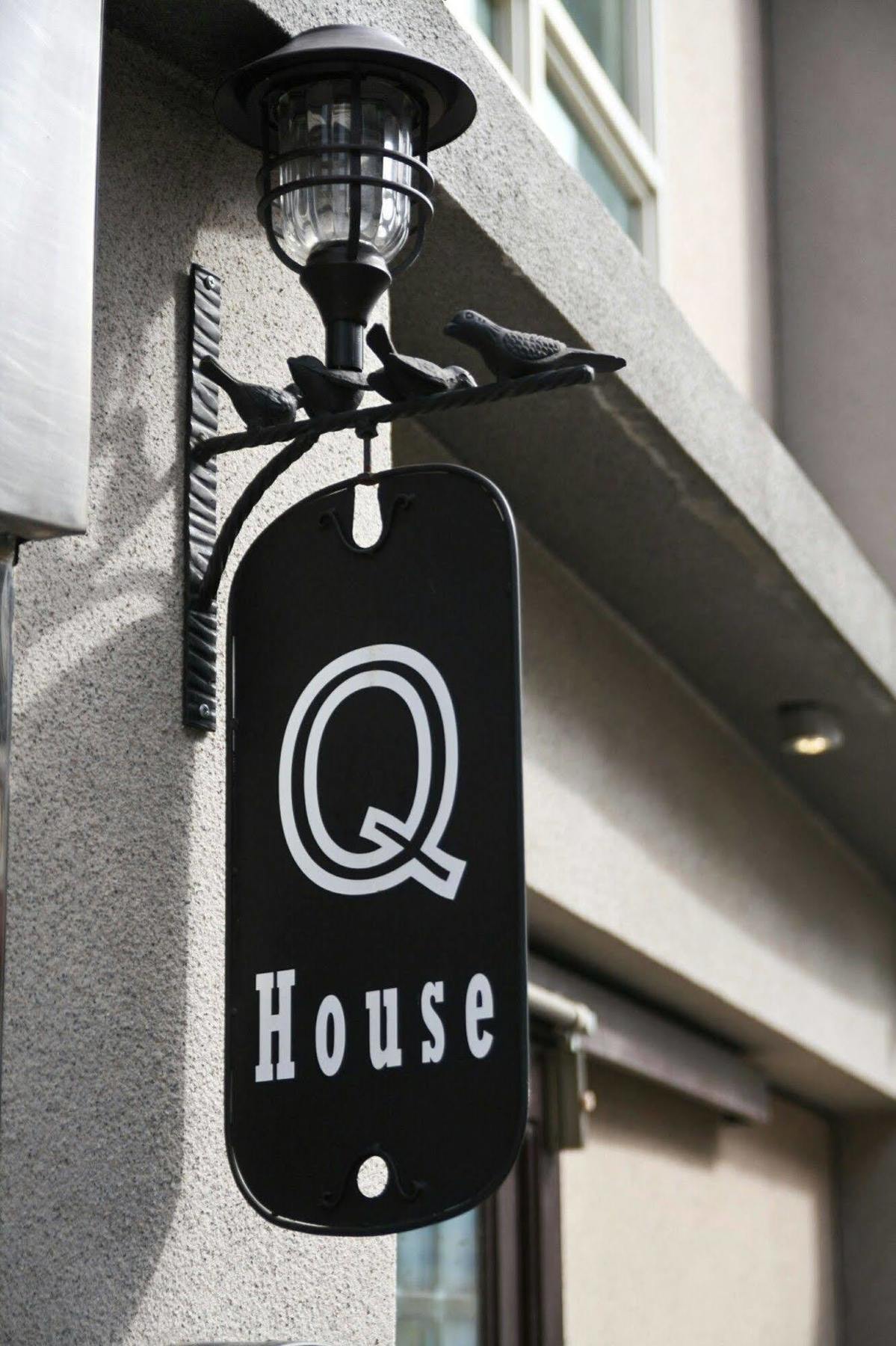Q House Hotel Nantou Buitenkant foto